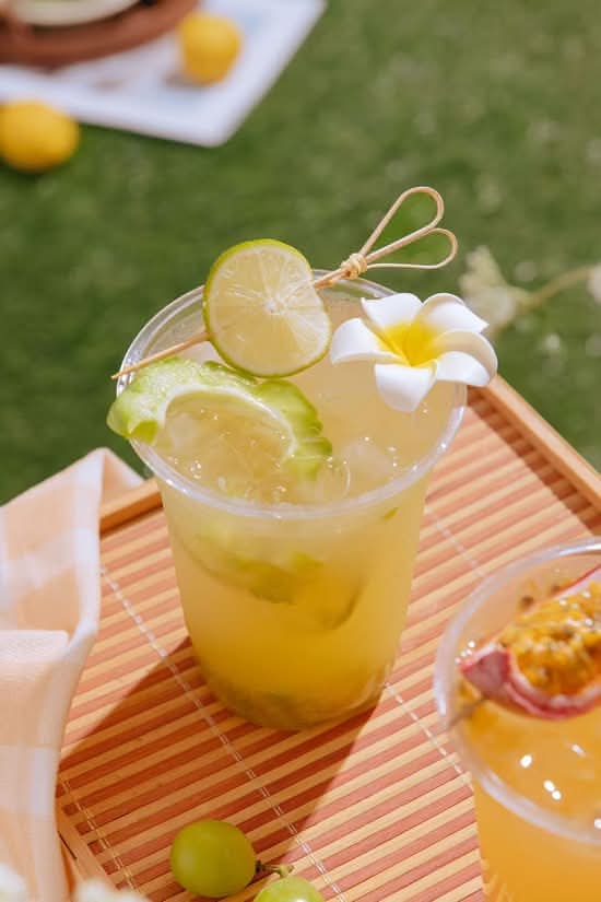 Biter Melon Lemon Tea 手打苦瓜柠檬茶